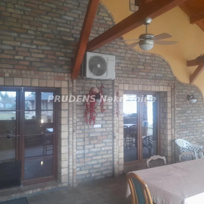 Kuća na prodaju, Surčin, Beograd, 190m², 1.500.000 €