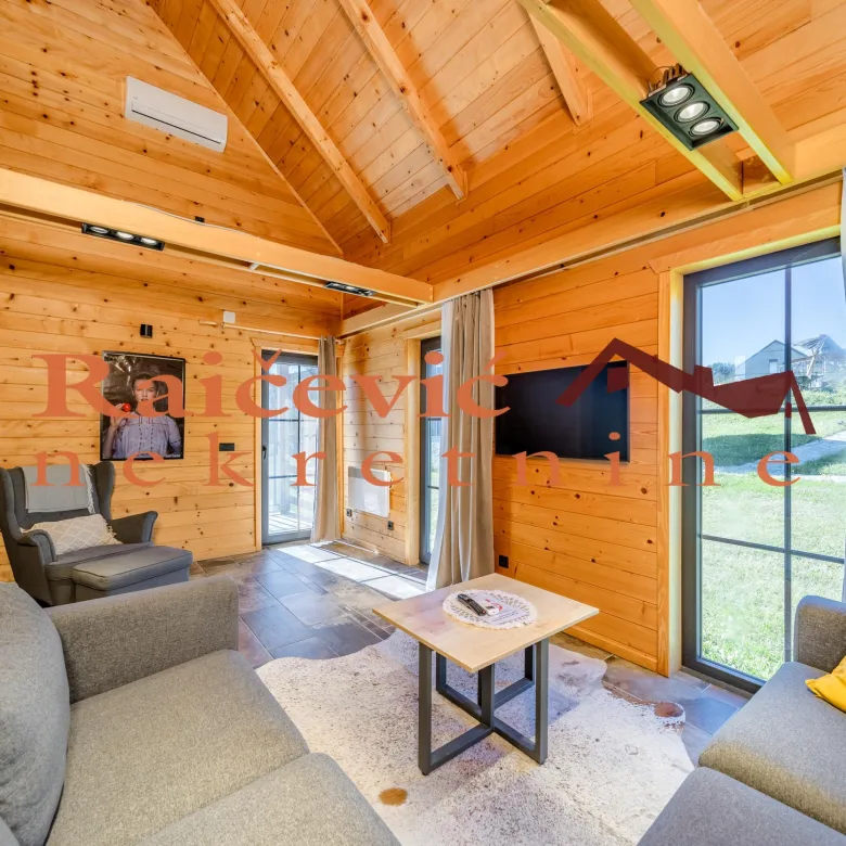 Lokal na prodaju, Banja Vrujci, 811m², 1.280.000 €