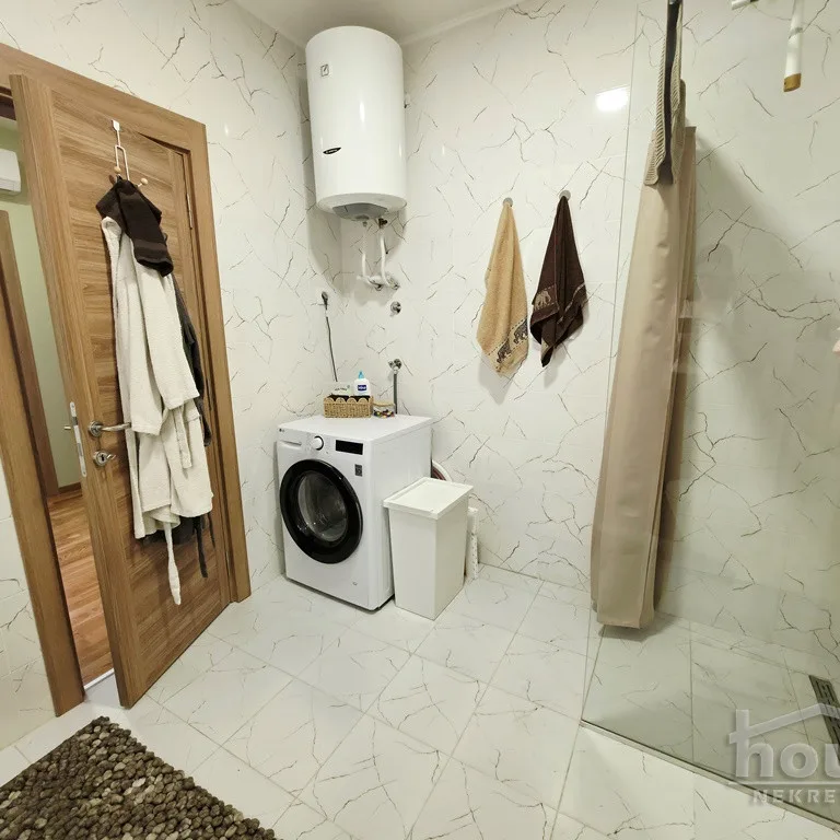 Četvorosoban stan na prodaju, Alibegovac, Novi Sad, 80m², 1. sprat, 168.000 €