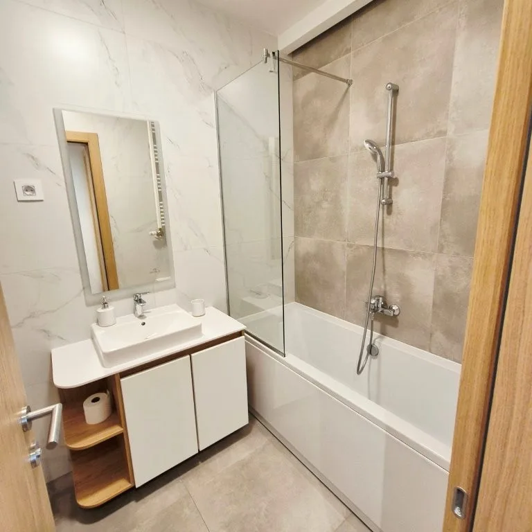 Trosoban stan na prodaju, Bulevar Evrope, Novi Sad, 78m², 5. sprat, 270.000 €
