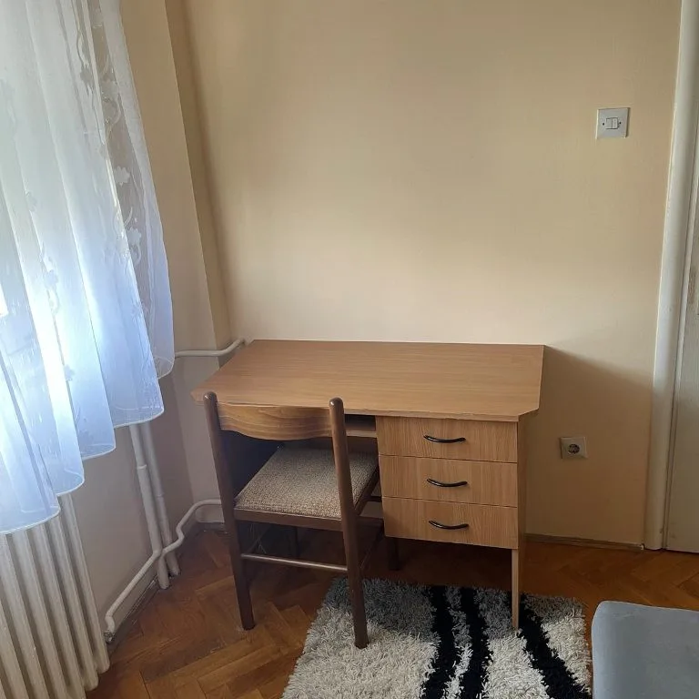 Stan Izdavanje Novi Sad  31 m2