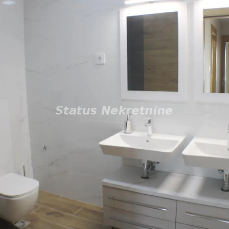 Stan Izdavanje Novi Sad  101 m2