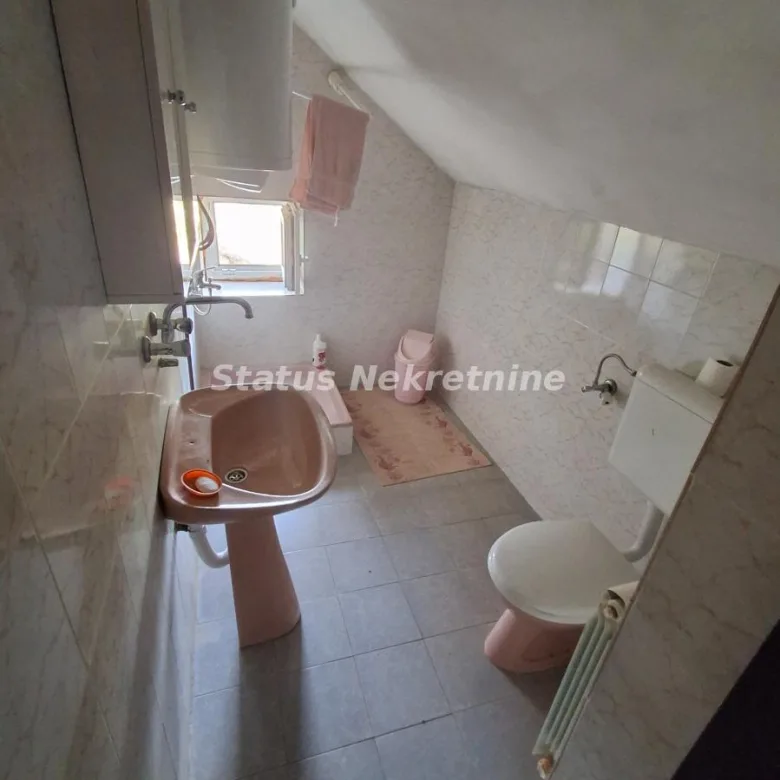 Kuća na prodaju, Čenej, Novi Sad, 170m², 236.900 €
