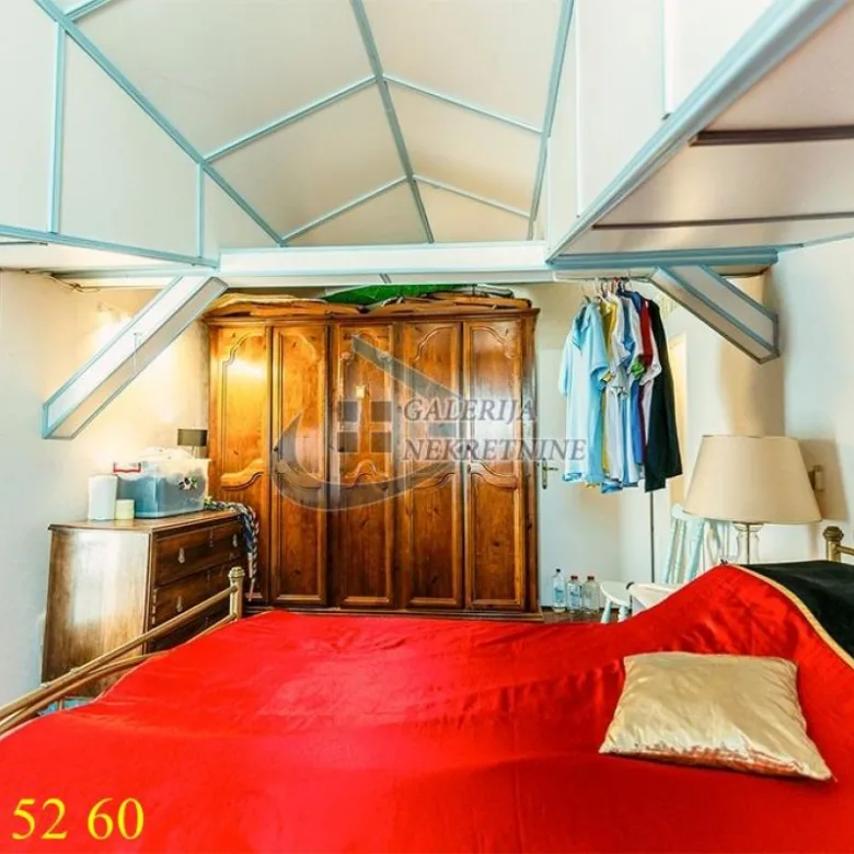 Trosoban stan na prodaju, Dorćol, Beograd, 110m², 4. sprat, 415.000 €