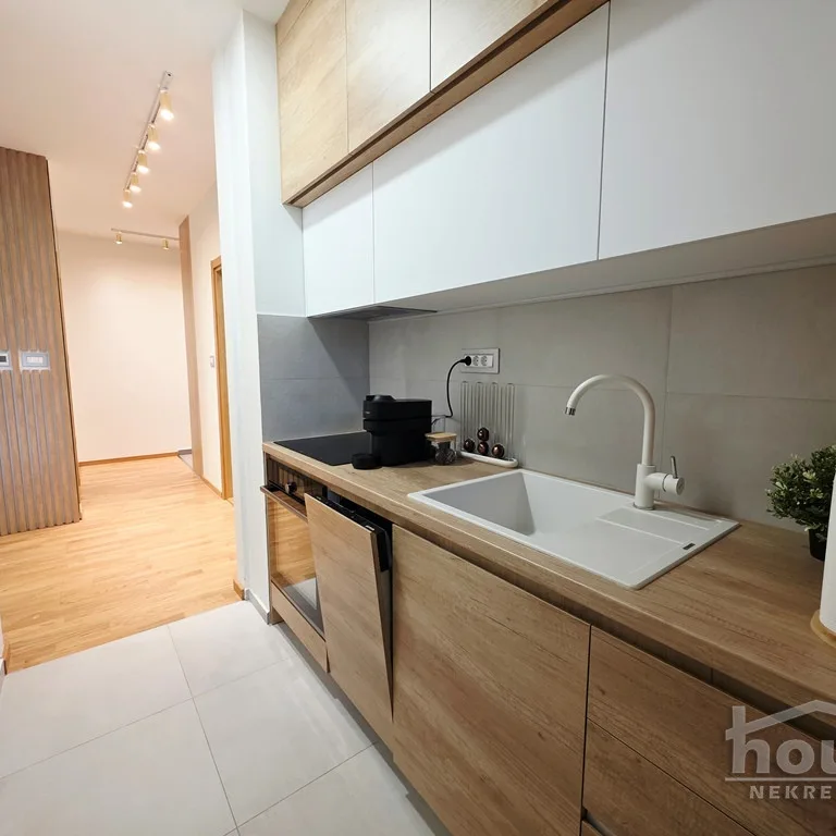 Stan Prodaja Novi Sad  50 m2