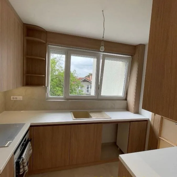 Stan Prodaja Beograd Banovo Brdo 120 m2