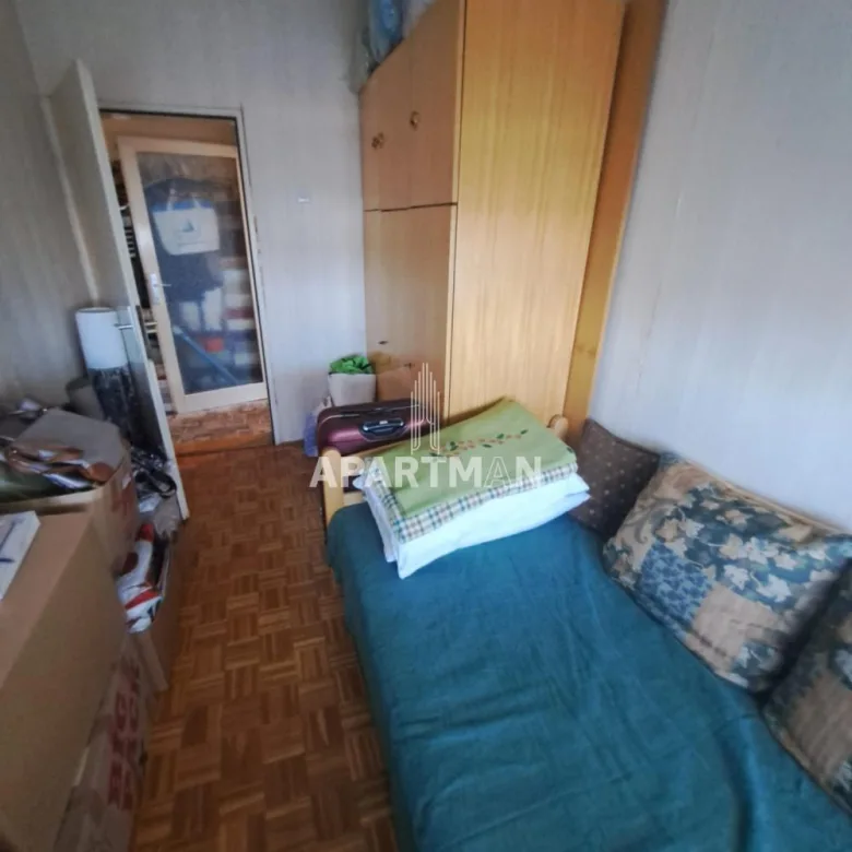 Stan Prodaja Beograd Karađorđev Trg 77 m2