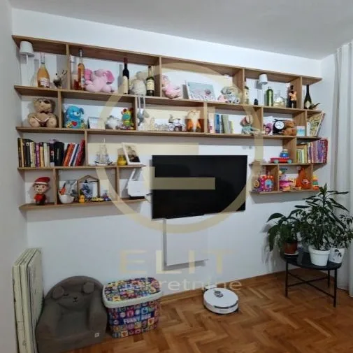Stan Prodaja Novi Sad  42 m2