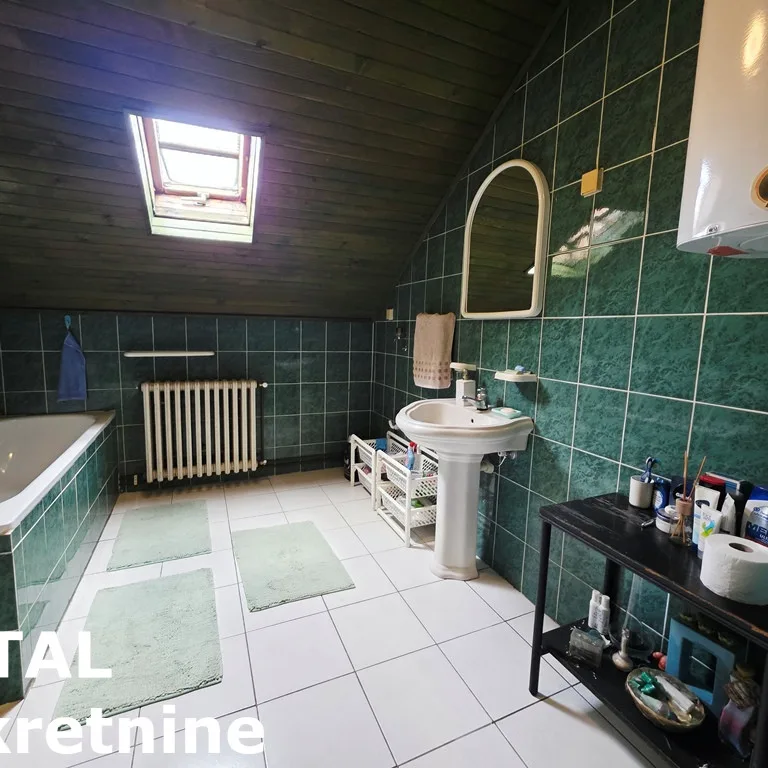 Kuća na prodaju, Blizina Centra, Temerin, 158m², 241.500 €