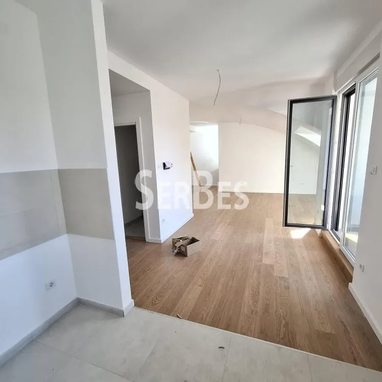 Stan Prodaja Novi Sad  104 m2