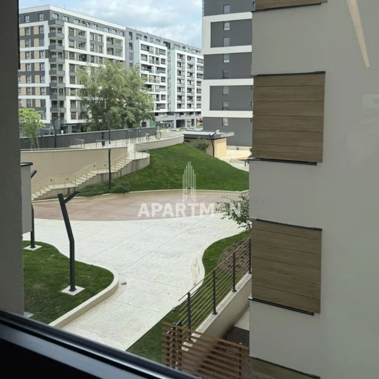 Četvorosoban stan na prodaju, Blok 65, Beograd, 106m², 465.000 €