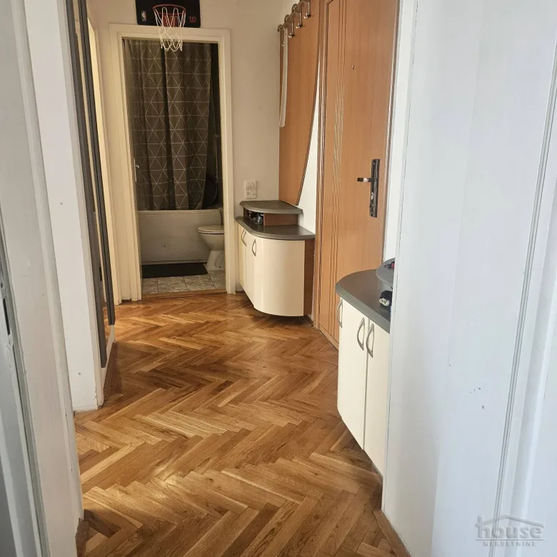 Stan Prodaja Novi Sad  49 m2