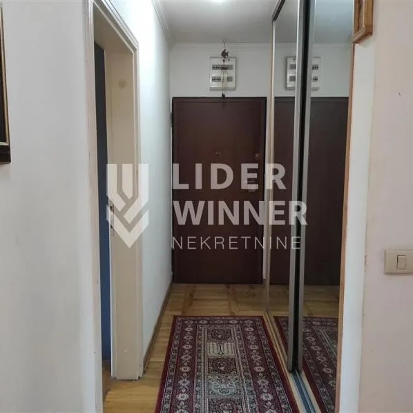 Stan Prodaja Beograd Vukov Spomenik 110 m2