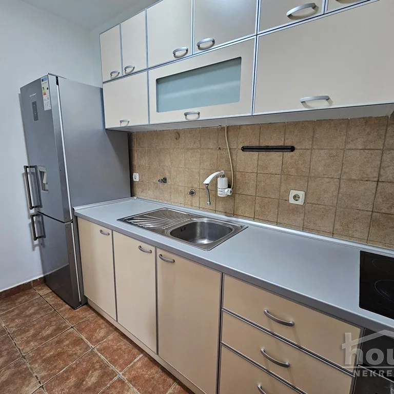 Stan Prodaja Novi Sad  44 m2