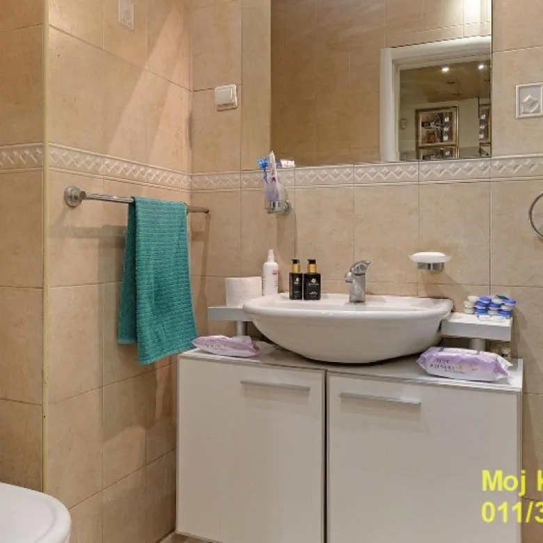 Četvorosoban stan na prodaju, Dedinje, Beograd, 142m², 1. sprat, 380.000 €