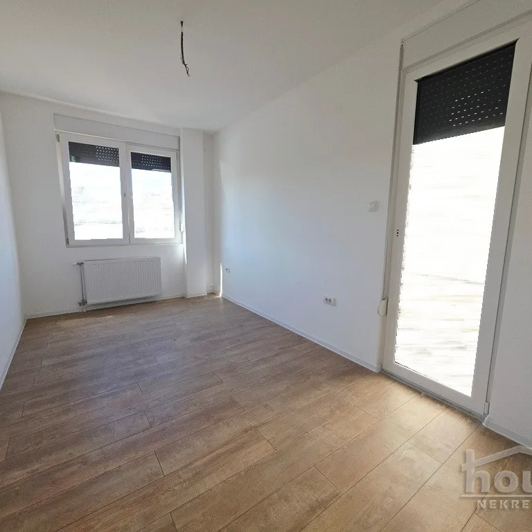 Troiposoban stan na prodaju, Petrovaradin, Novi Sad, 93m², 1. sprat, 186.000 €