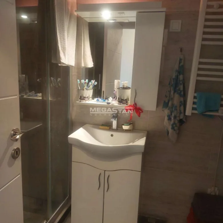 Trosoban stan na prodaju, Centar, Beograd, 82m², 390.000 €