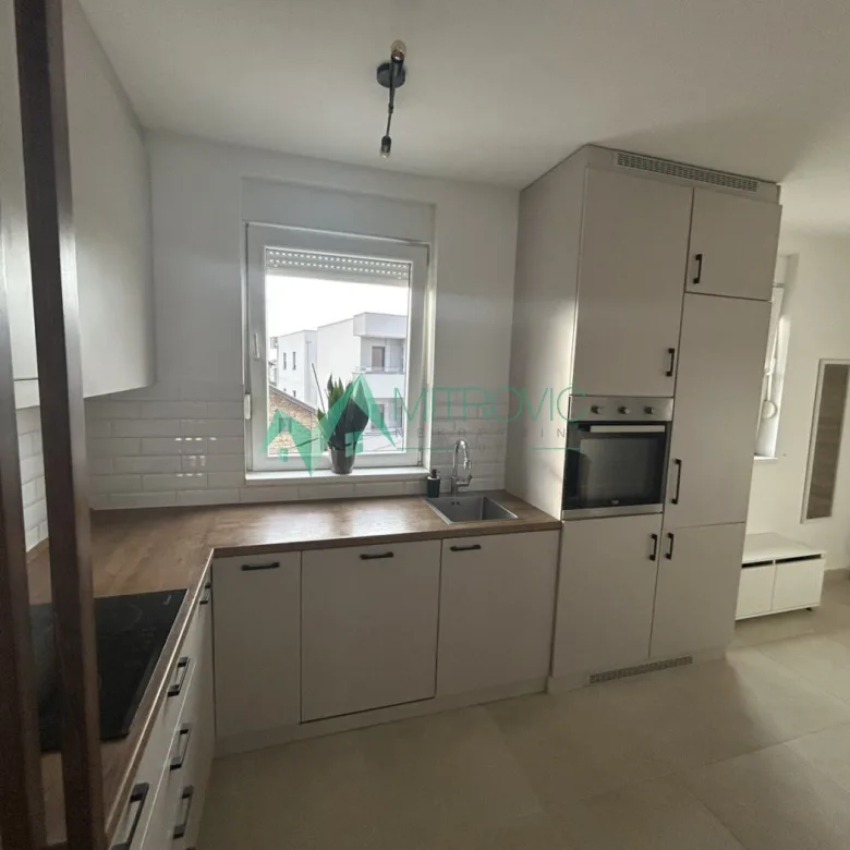 Trosoban stan na prodaju, Adice, Novi Sad, 59m², 142.800 €