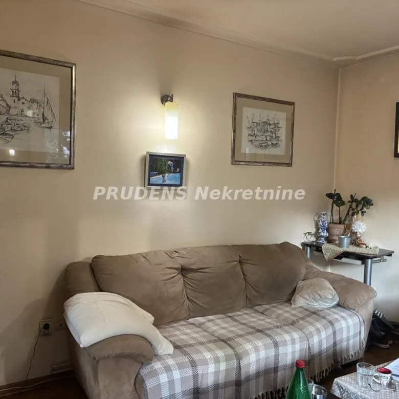 Stan Prodaja Beograd Medaković I 80 m2