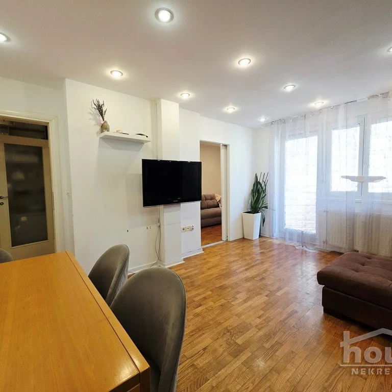 Stan Prodaja Novi Sad  79 m2