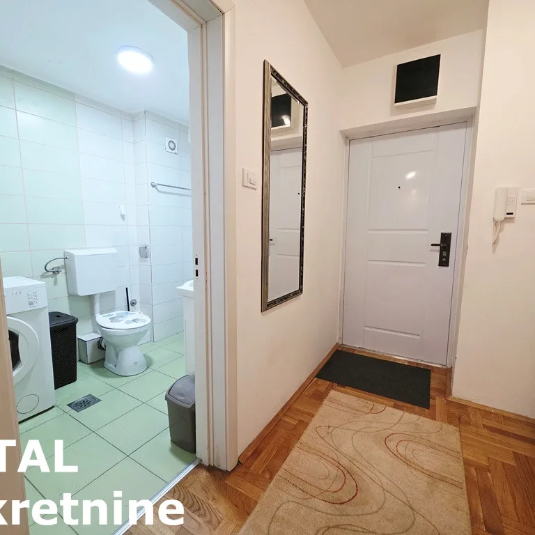 Jednosoban stan na prodaju, Grbavica, Novi Sad, 37m², 5. sprat, 115.000 €