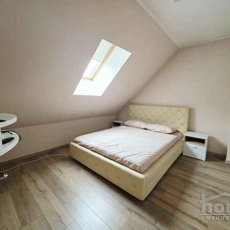 Trosoban stan na prodaju, Nova Detelinara, Novi Sad, 72m², 4. sprat, 187.200 €