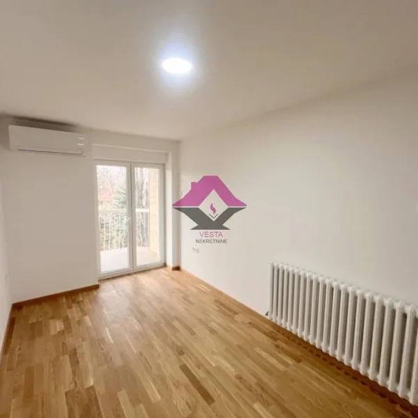 Stan Prodaja Novi Sad  89 m2