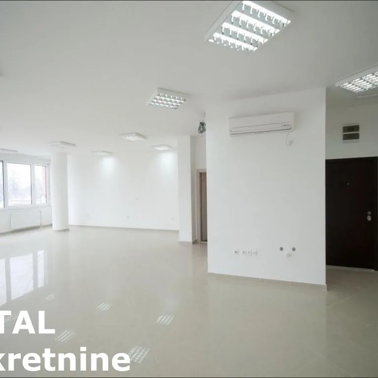 Lokal za izdavanje, Bulevar Oslobođenja, Novi Sad, 111m², 1.200 €/mes