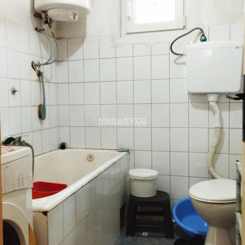 Kuća na prodaju, Starčevo, Pančevo, 359m², Suteren, 165.000 €
