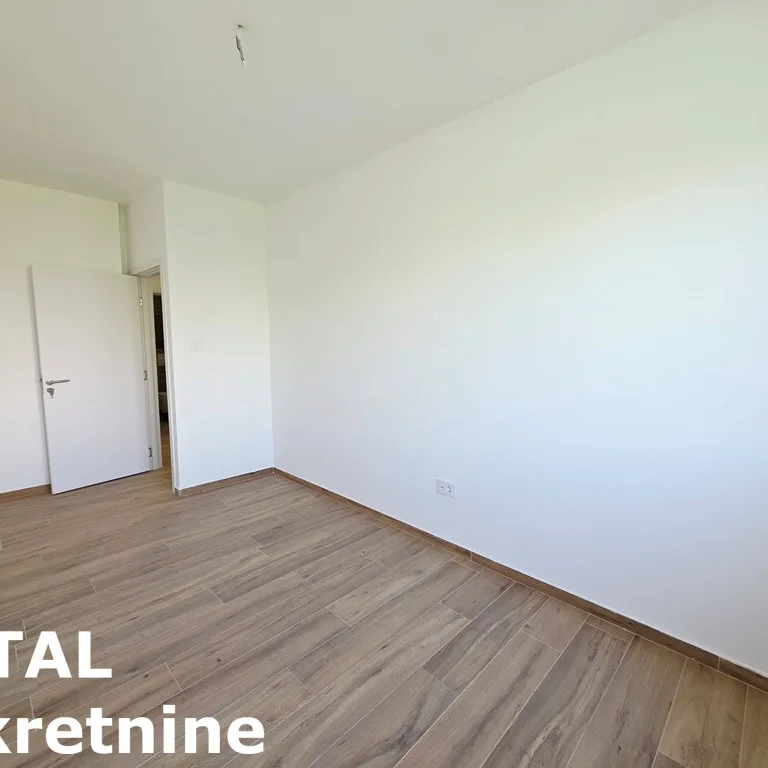 Stan Prodaja Novi Sad  62 m2