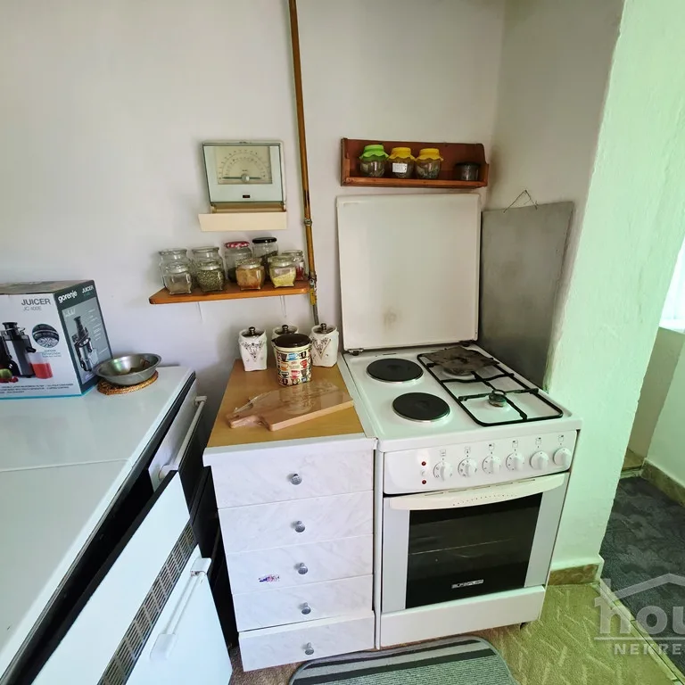 Kuća na prodaju, Šangaj, Novi Sad, 84m², 80.000 €