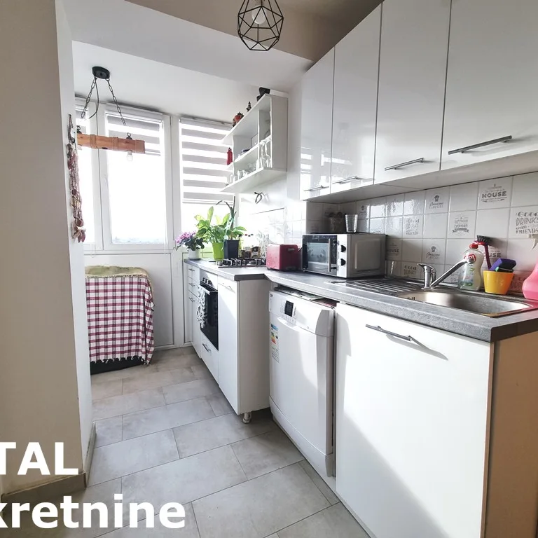 Troiposoban stan na prodaju, Bulevar Oslobođenja, Novi Sad, 53m², 7. sprat, 160.000 €