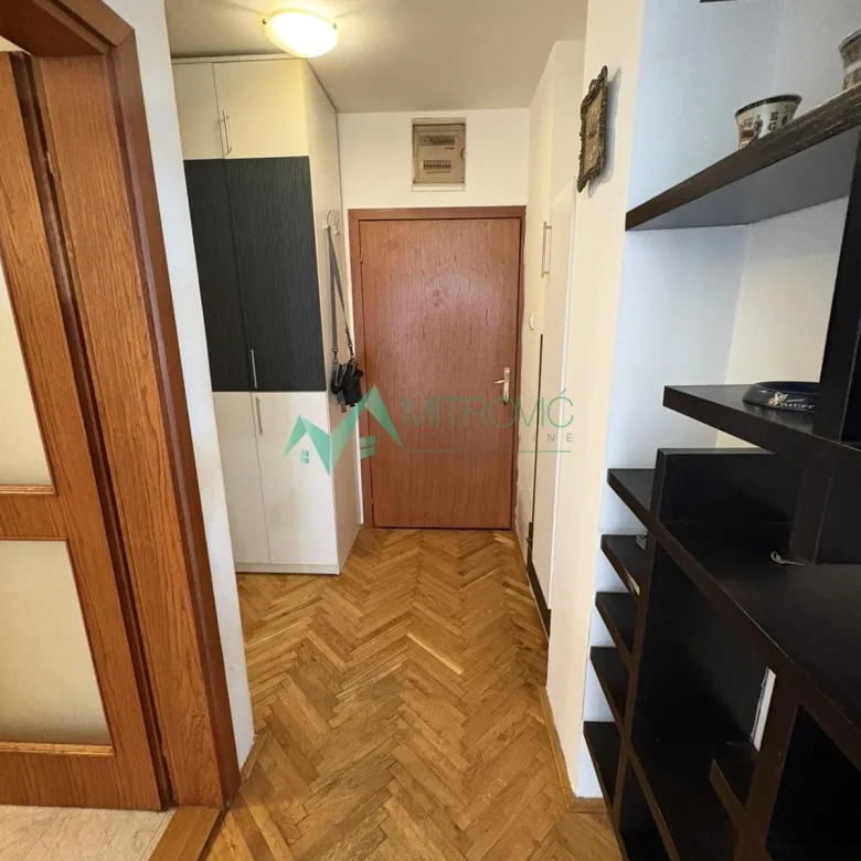 Stan Prodaja Novi Sad  41 m2