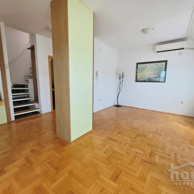 Stan Prodaja Novi Sad  83 m2