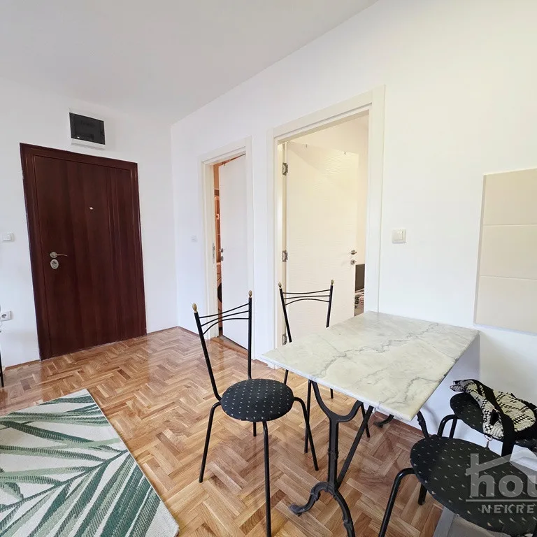 Stan Prodaja Novi Sad  29 m2
