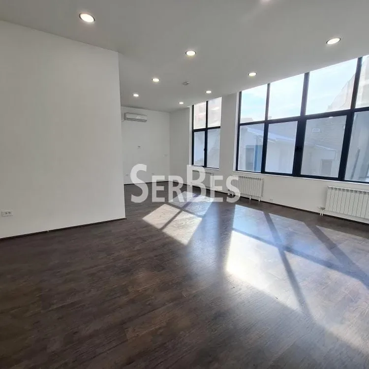 Lokal Izdavanje Novi Sad  128 m2