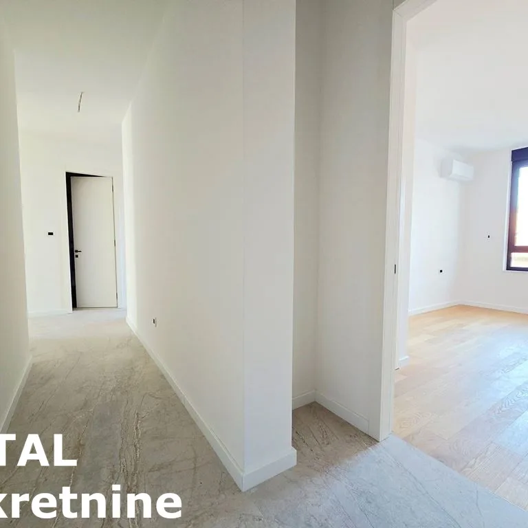 Stan Prodaja Novi Sad  107 m2