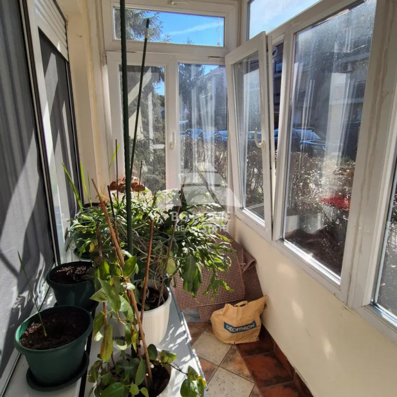 Četvorosoban stan na prodaju, Karaburma, Beograd, 87m², Visoko prizemlje, 235.000 €