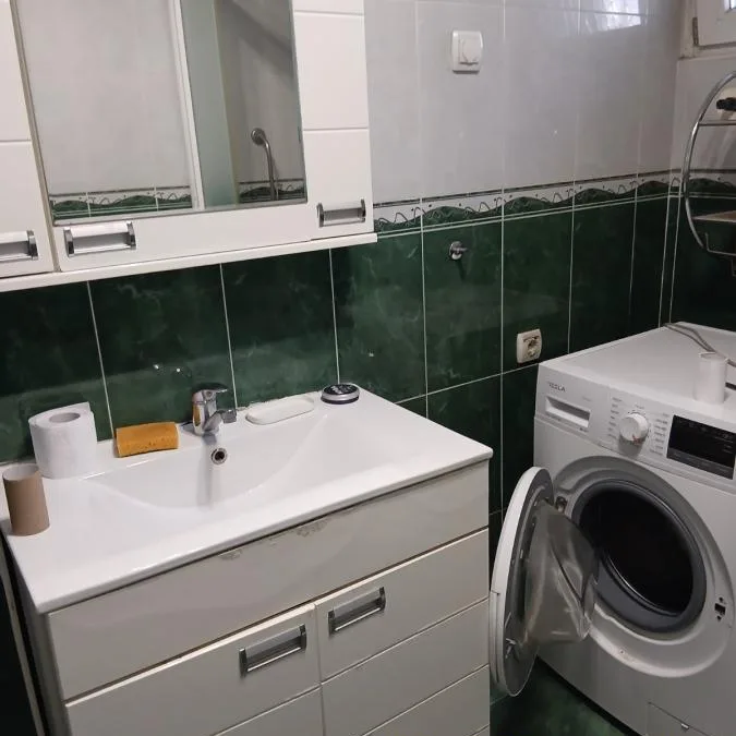 Trosoban stan za izdavanje, Profesorska Kolonija, Beograd, 72m², 800 €/mes