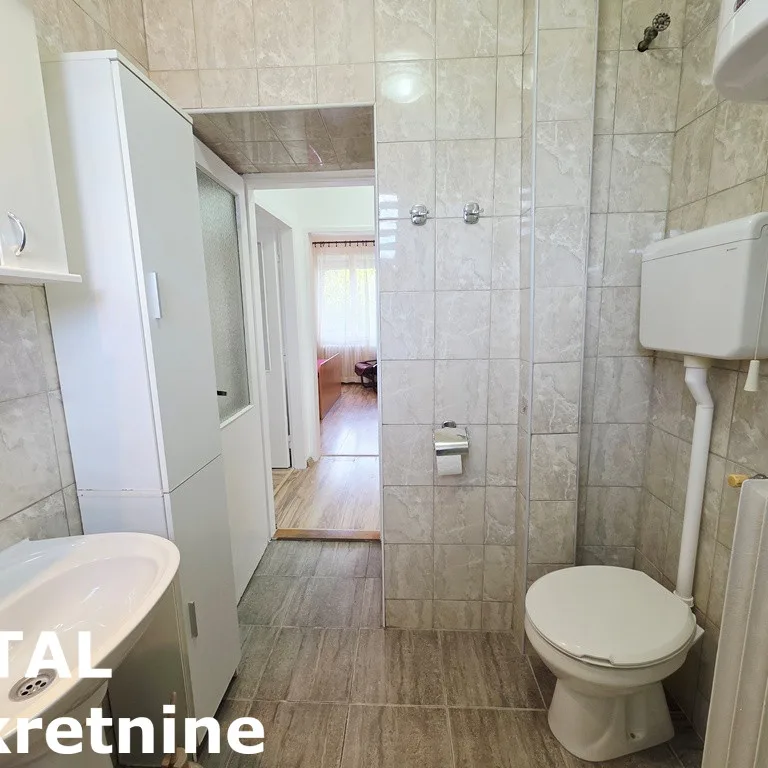 Trosoban stan na prodaju, Centar, Novi Sad, 71m², 1. sprat, 227.200 €