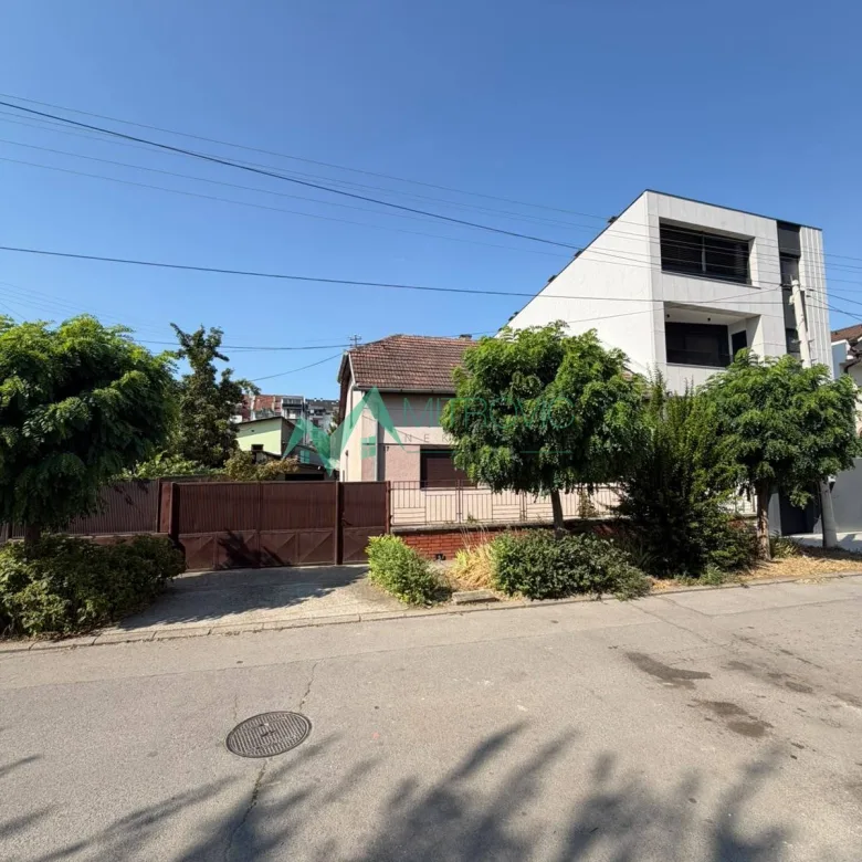 Kuća Prodaja Novi Sad  112 m2