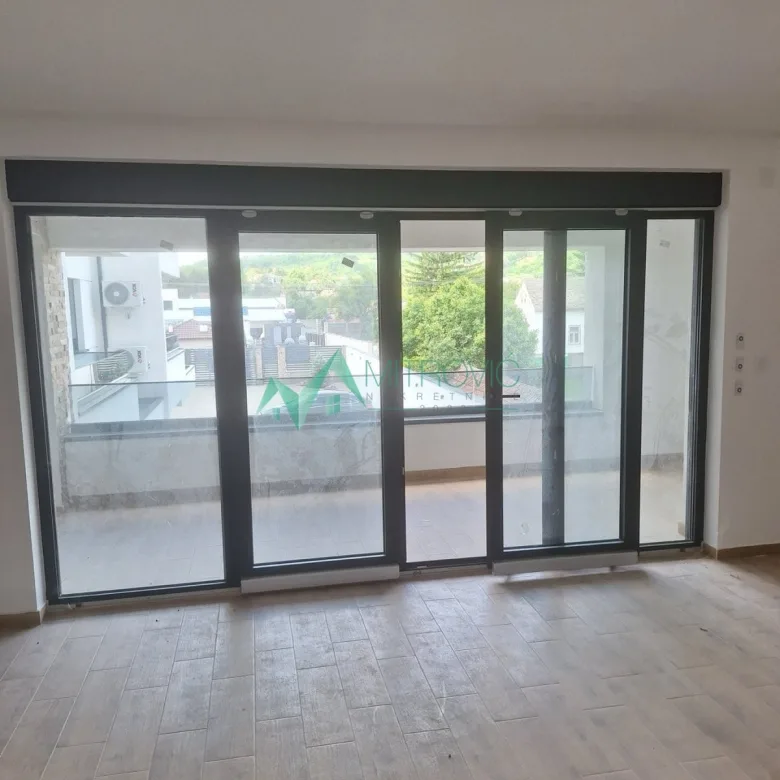 Stan Prodaja Vrdnik  93 m2