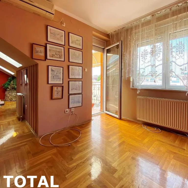 Stan Prodaja Novi Sad  100 m2