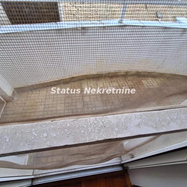Stan Izdavanje Novi Sad  50 m2