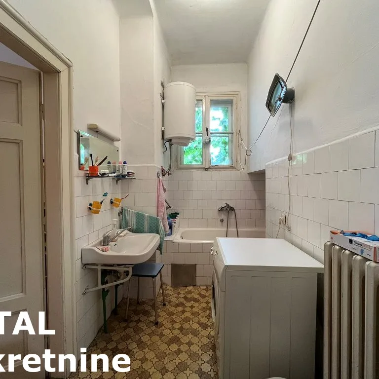 Trosoban stan na prodaju, Centar, Novi Sad, 102m², 1. sprat, 234.600 €