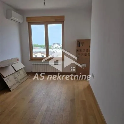 Stan Izdavanje Beograd Gornji Grad 102 m2