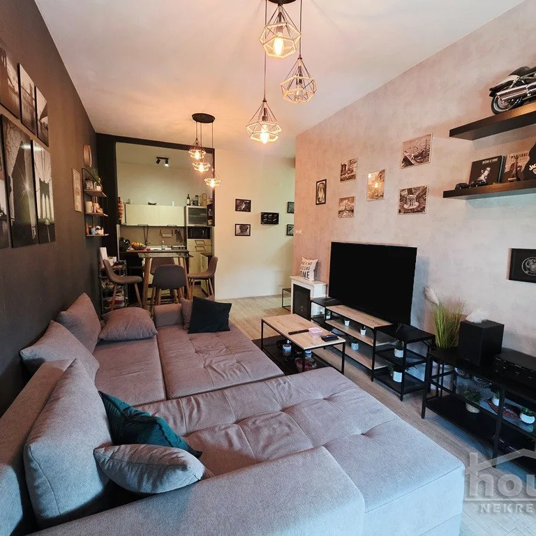 Stan Prodaja Novi Sad  70 m2