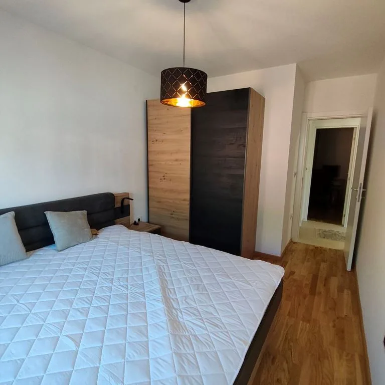 Stan Prodaja Novi Sad  72 m2