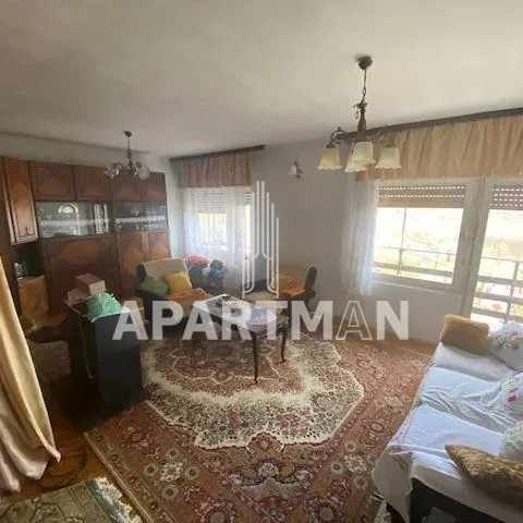 Kuća Prodaja Topola  330 m2