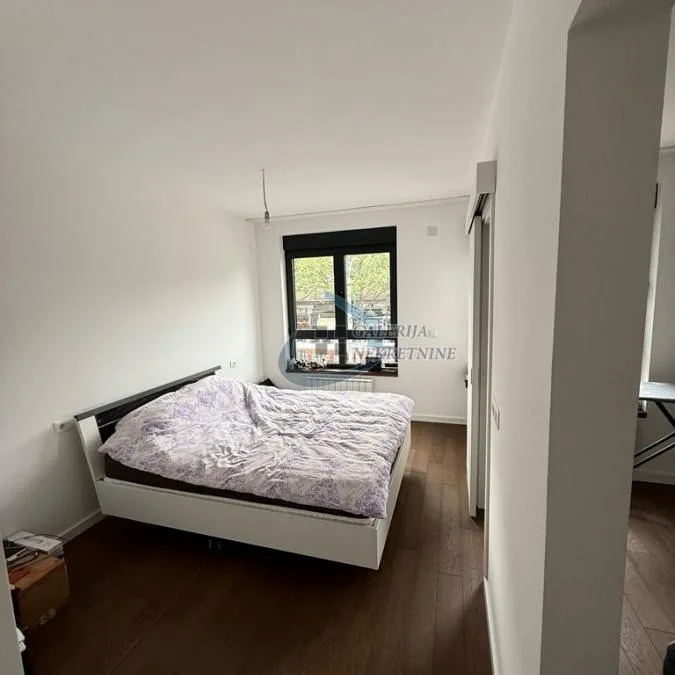 Trosoban stan na prodaju, Đeram Pijaca, Beograd, 70m², 420.000 €